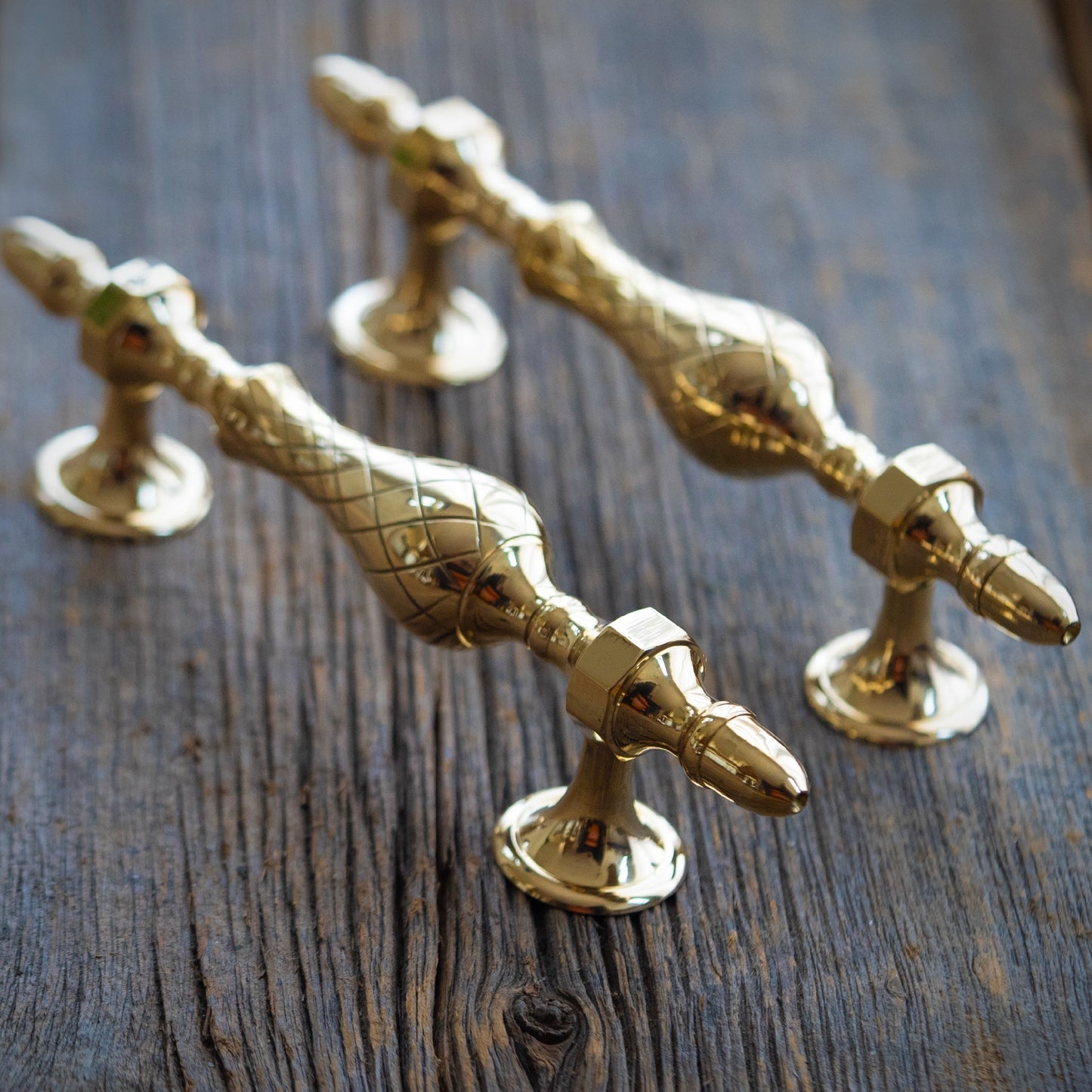 ✨ 9" Brass Door Pull (Pair) – Contemporary Elegance with Intricate Detailing