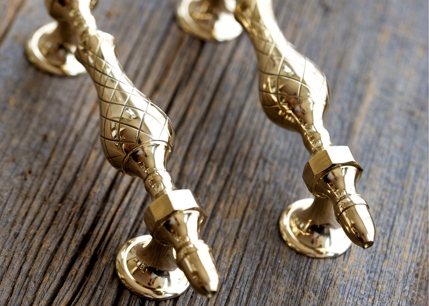 ✨ 9" Brass Door Pull (Pair) – Contemporary Elegance with Intricate Detailing