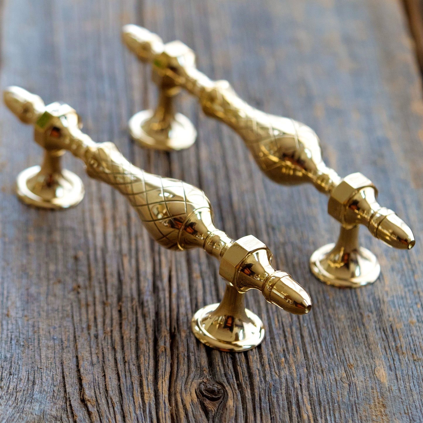 ✨ 9" Brass Door Pull (Pair) – Contemporary Elegance with Intricate Detailing